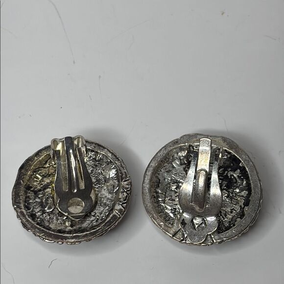 Silver Tone and Turquoise Colored Round Clip On Earrings - Picture 4 of 8